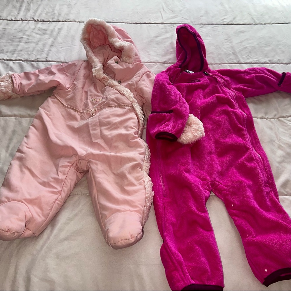 Bundle of snowsuites for 6-9 months